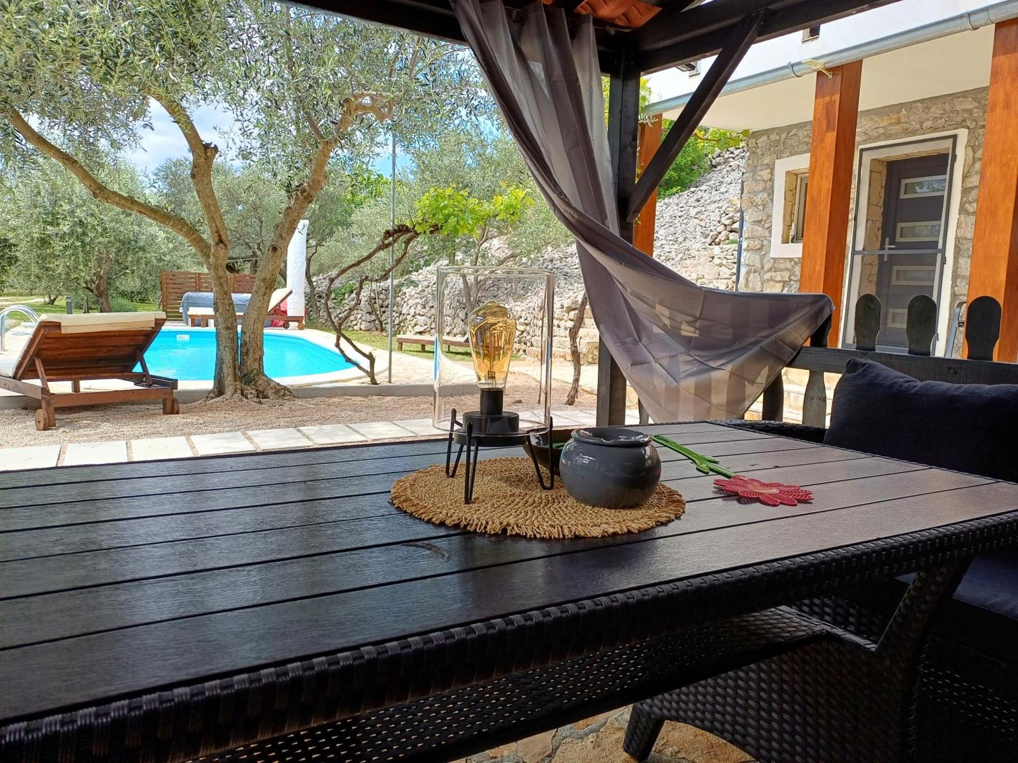 Holiday House Pulina Punat Bagian luar foto